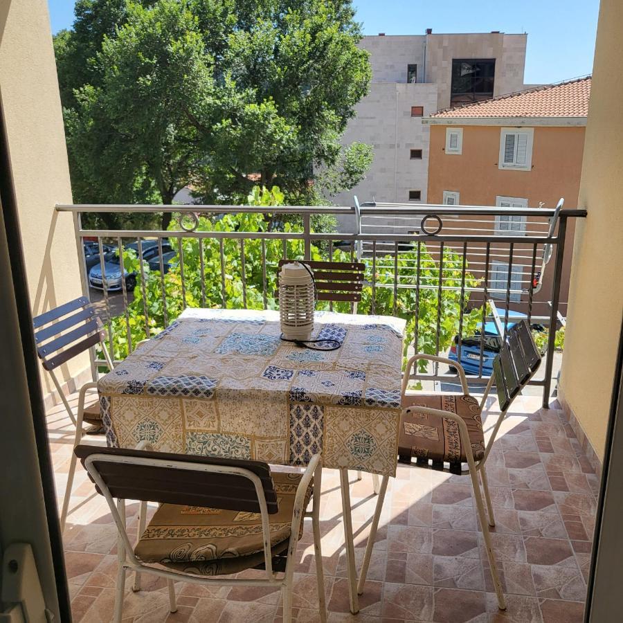 Apartmani Mia Sorajic Petrovac Екстер'єр фото