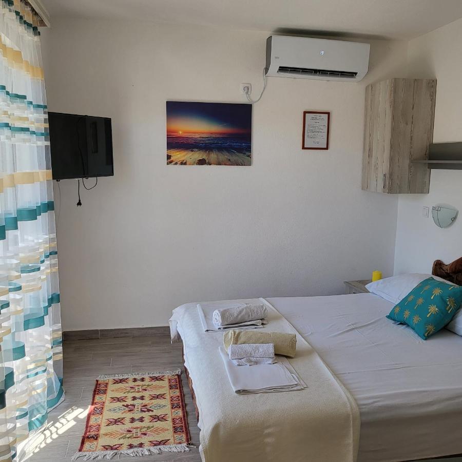 Apartmani Mia Sorajic Petrovac Екстер'єр фото